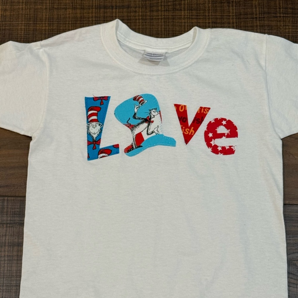 Dr Seuss tshirt 4T nwot